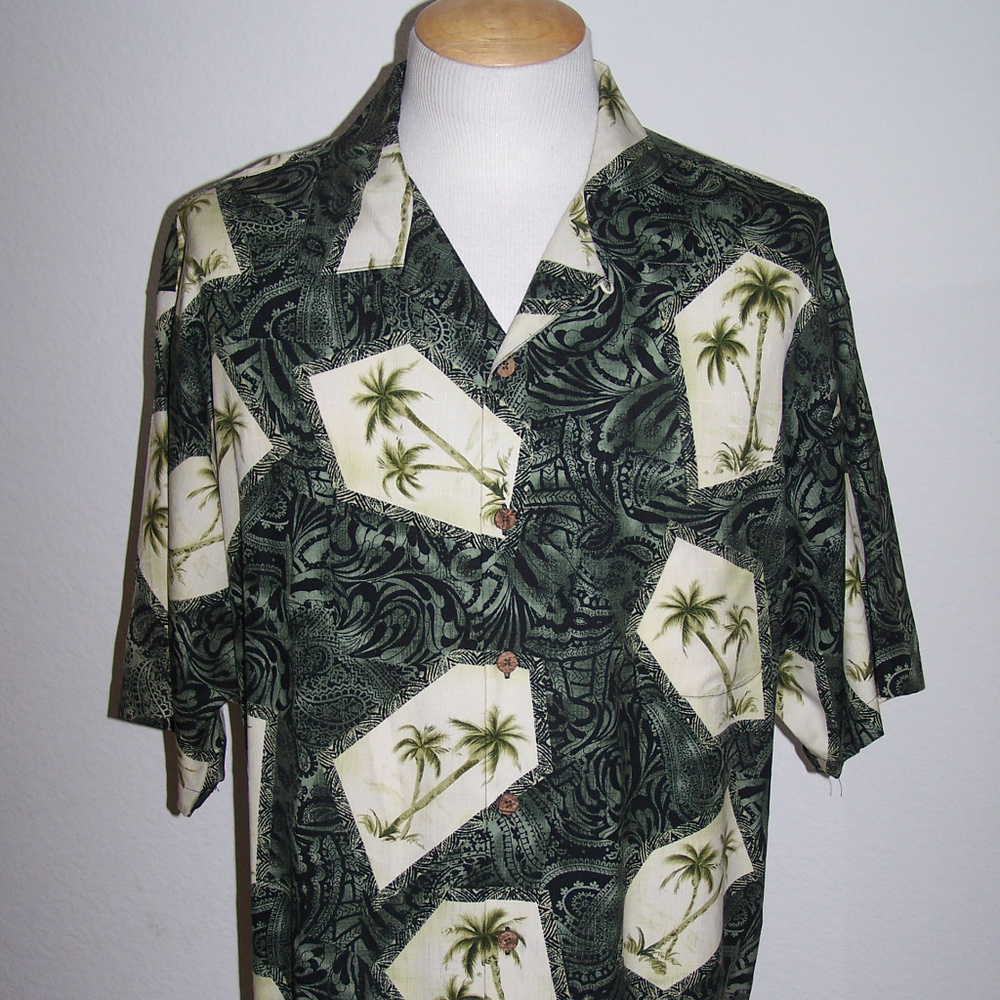 TOMMY BAHAMA 100% SILK HAWAIIAN PALMS SHIRT S2799